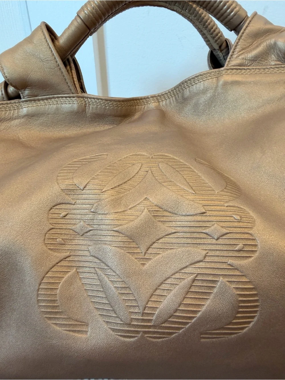 Vintage Loewe Nappa Aire Bag – Gold Iridescent Leather